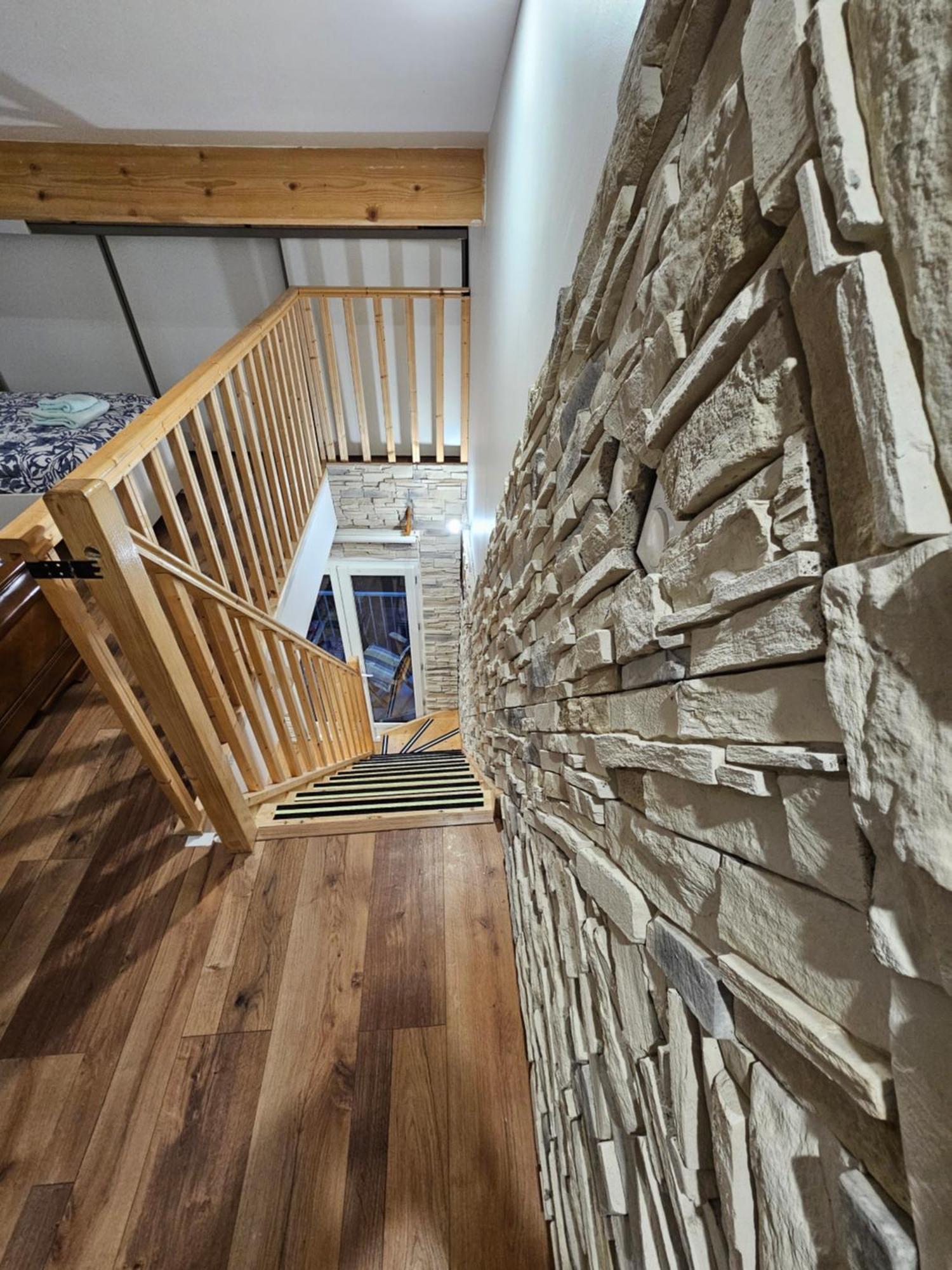 Atlantis Apartment