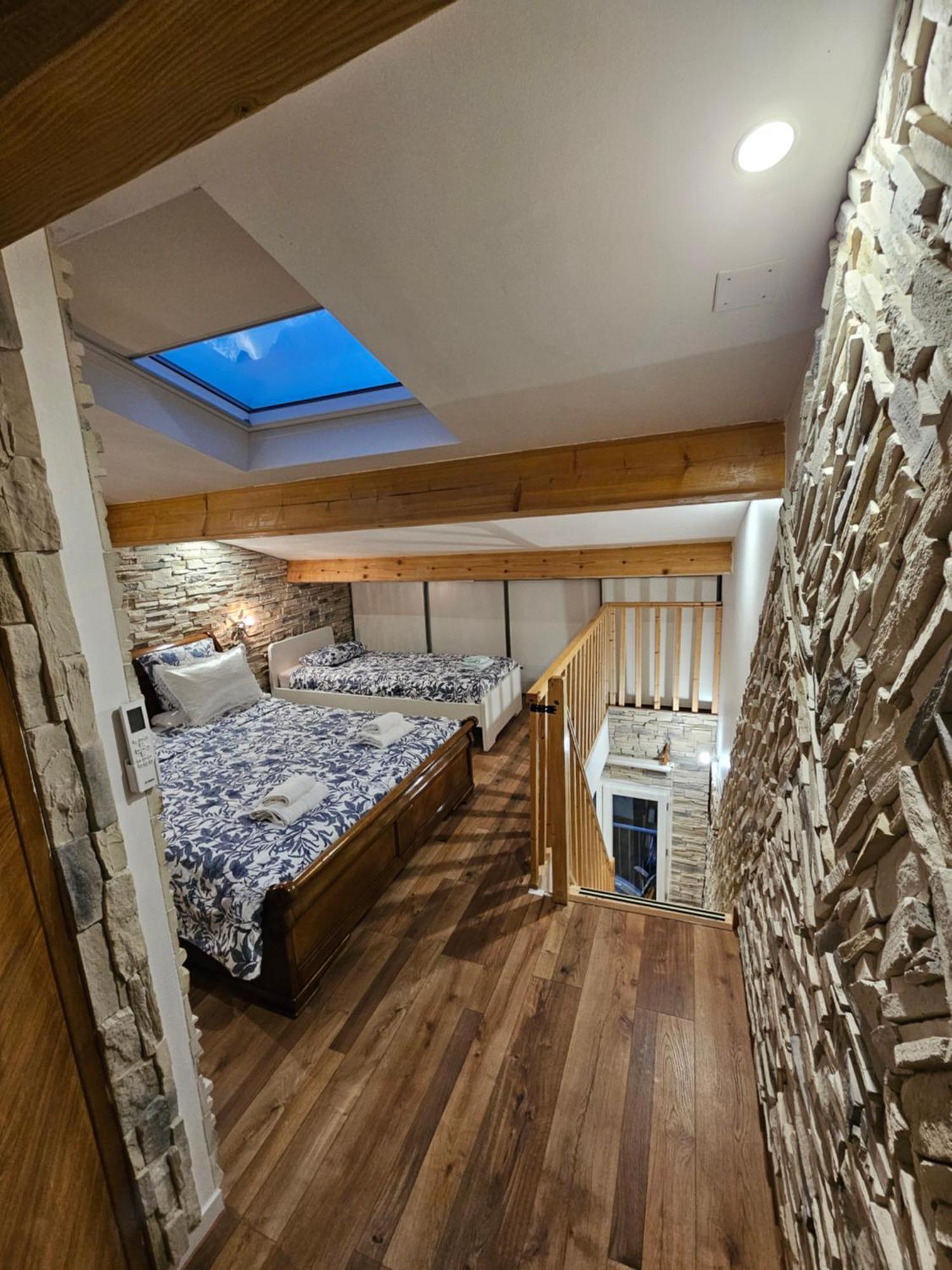 Atlantis Apartment *